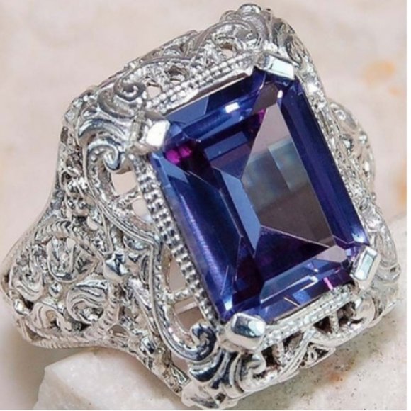 Jewelry - NEW Silver Blue Sapphire Filigree Statement Ring